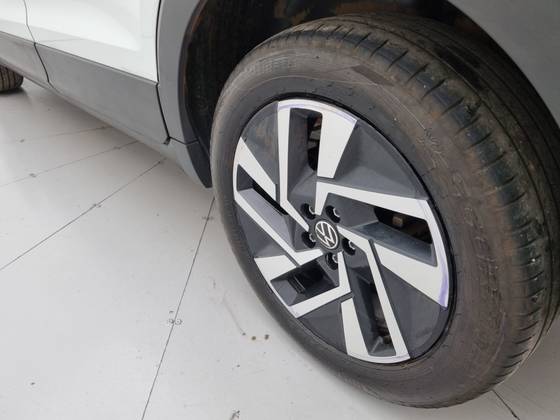 VOLKSWAGEN T-CROSS 1.0 200 TSI TOTAL FLEX COMFORTLINE AUTOMÁTICO
